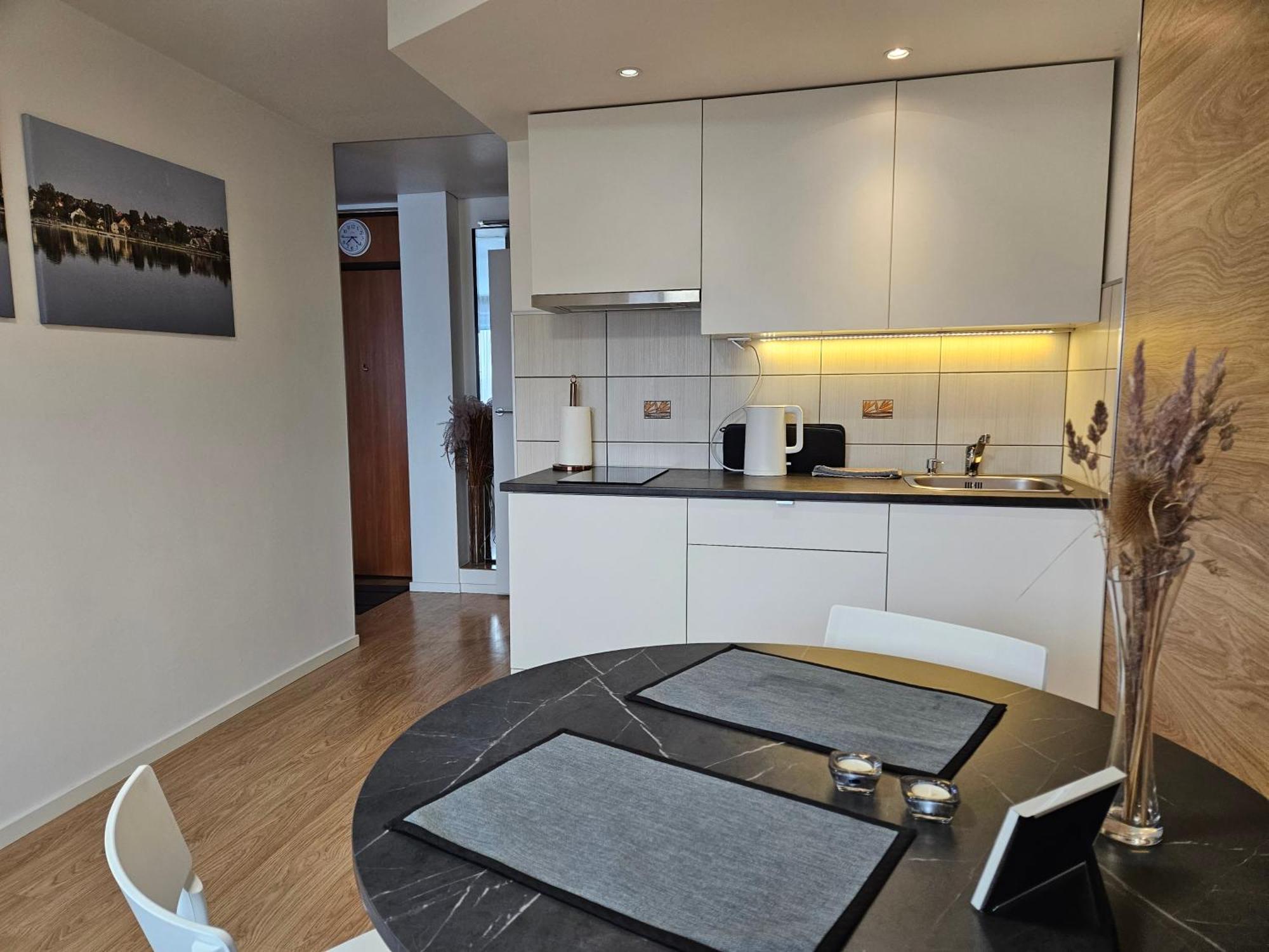 Apartamento Buto Nuoma Zemaites Gatveje Telšiai Exterior foto