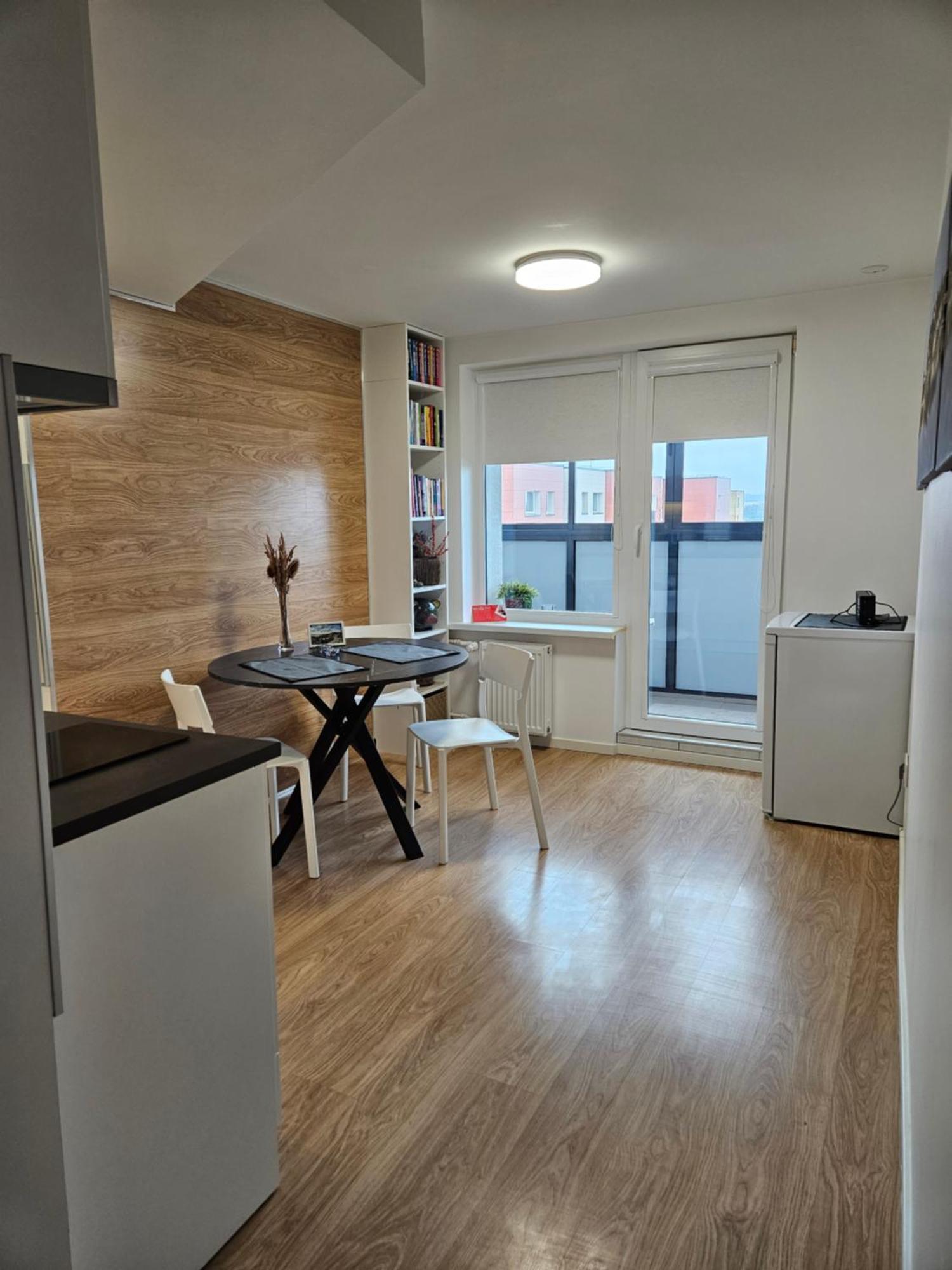 Apartamento Buto Nuoma Zemaites Gatveje Telšiai Exterior foto